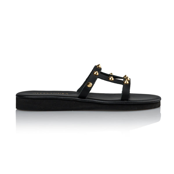 Ammoudi-Santorini || Studs